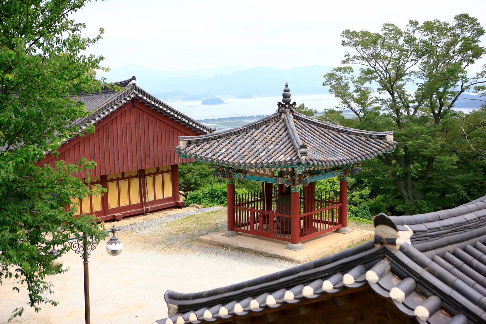 백련사 1